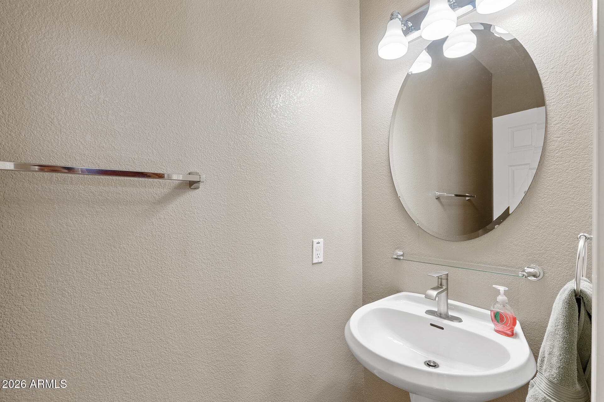 25815 N 67TH Drive, Peoria, AZ 85383 — photo 14 of 37