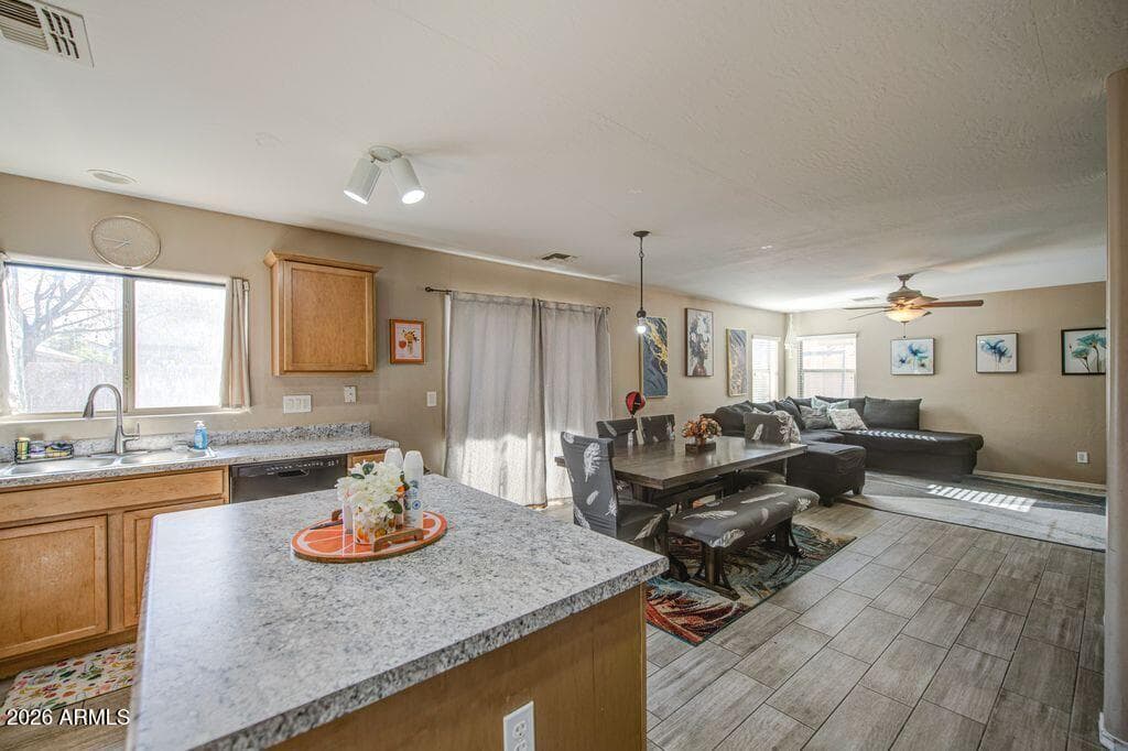43269 W BLAZEN Trail, Maricopa, AZ 85138 — photo 10 of 29