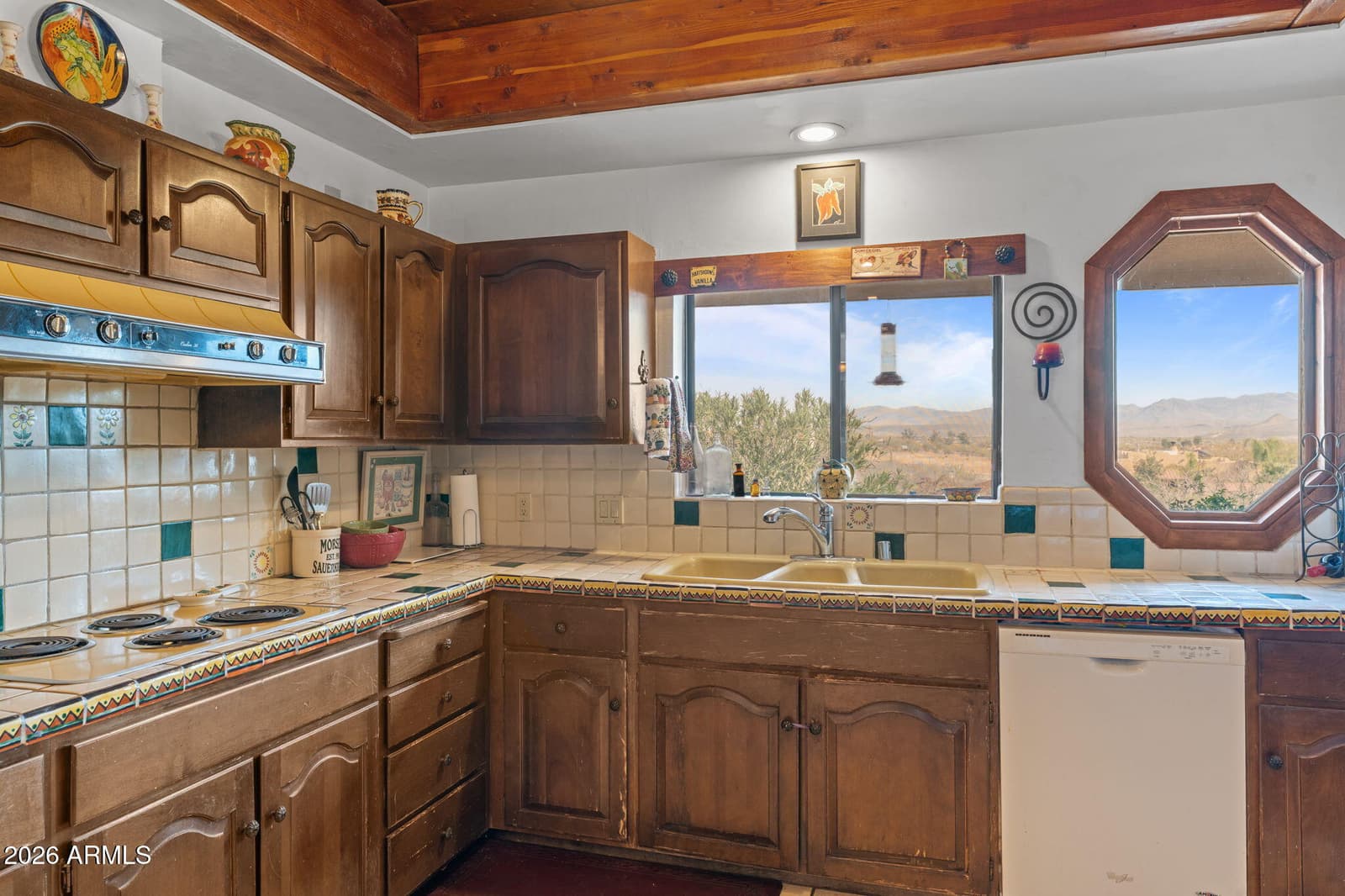 1325 W PALO VERDE Drive, Wickenburg, AZ 85390 — photo 6 of 41