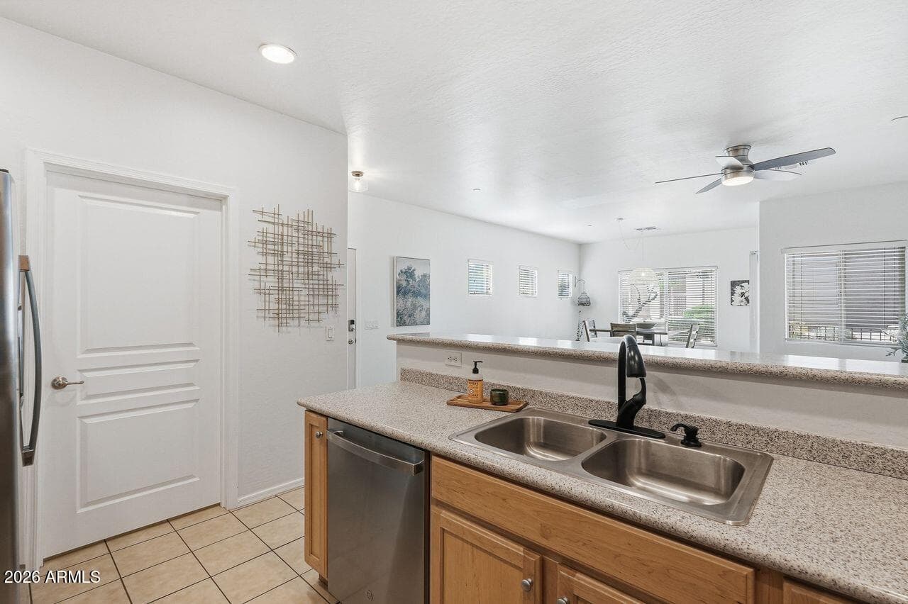 12050 N PANORAMA Drive 107, Fountain Hills, AZ 85268 — photo 17 of 27