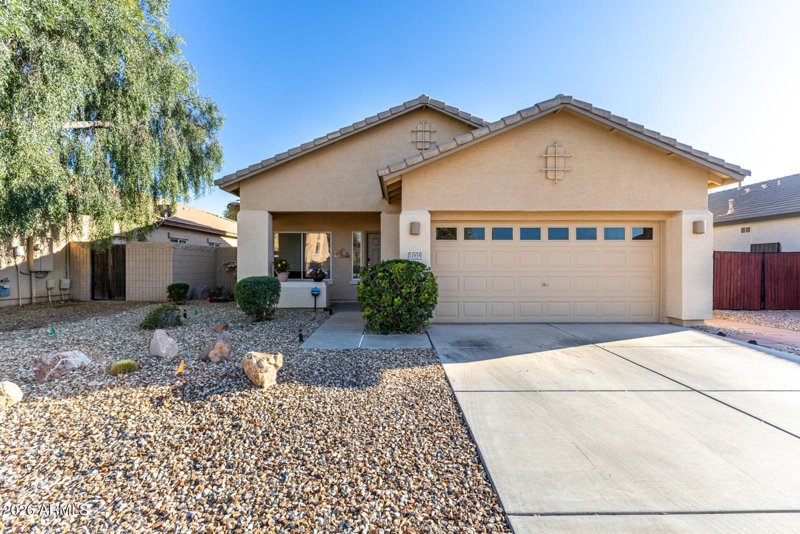 11935 W Jackson Street, Avondale, AZ 85323 — photo 6 of 30
