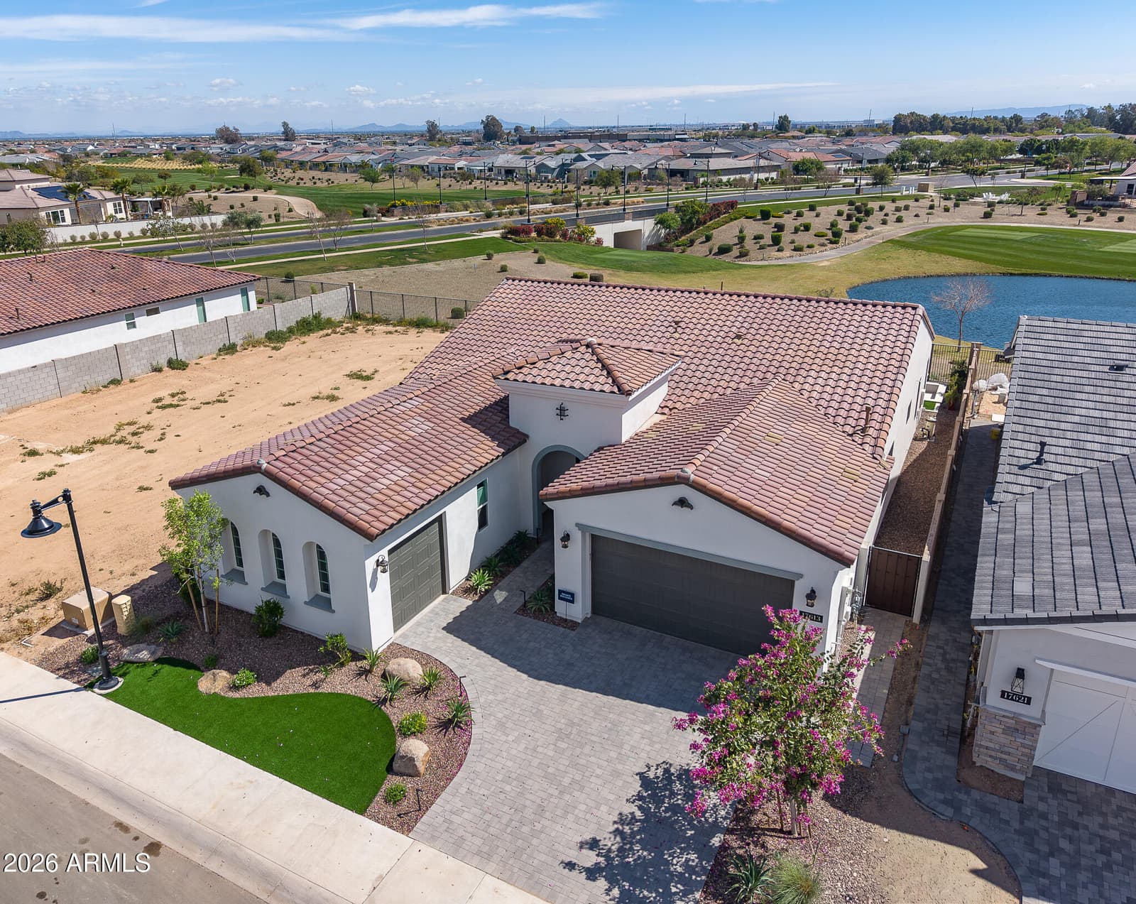 17613 W GUTHRIE Street, Surprise, AZ 85388 — photo 4 of 86