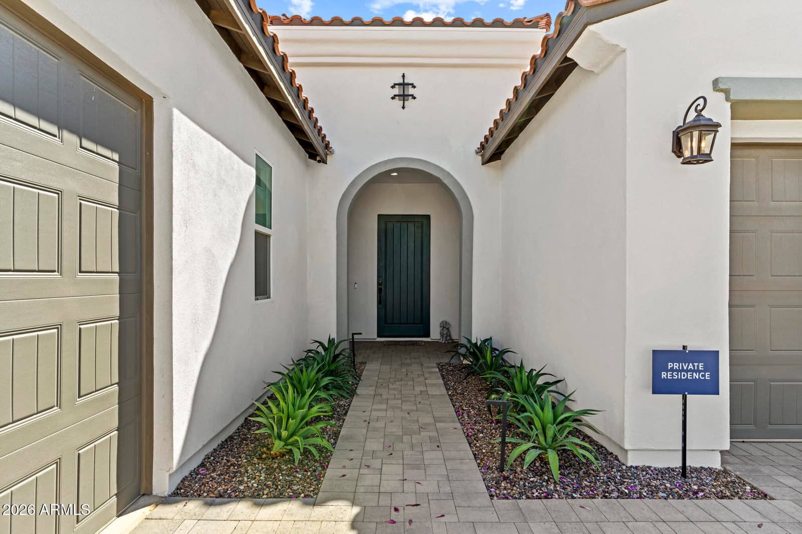 17613 W GUTHRIE Street, Surprise, AZ 85388 — photo 9 of 86