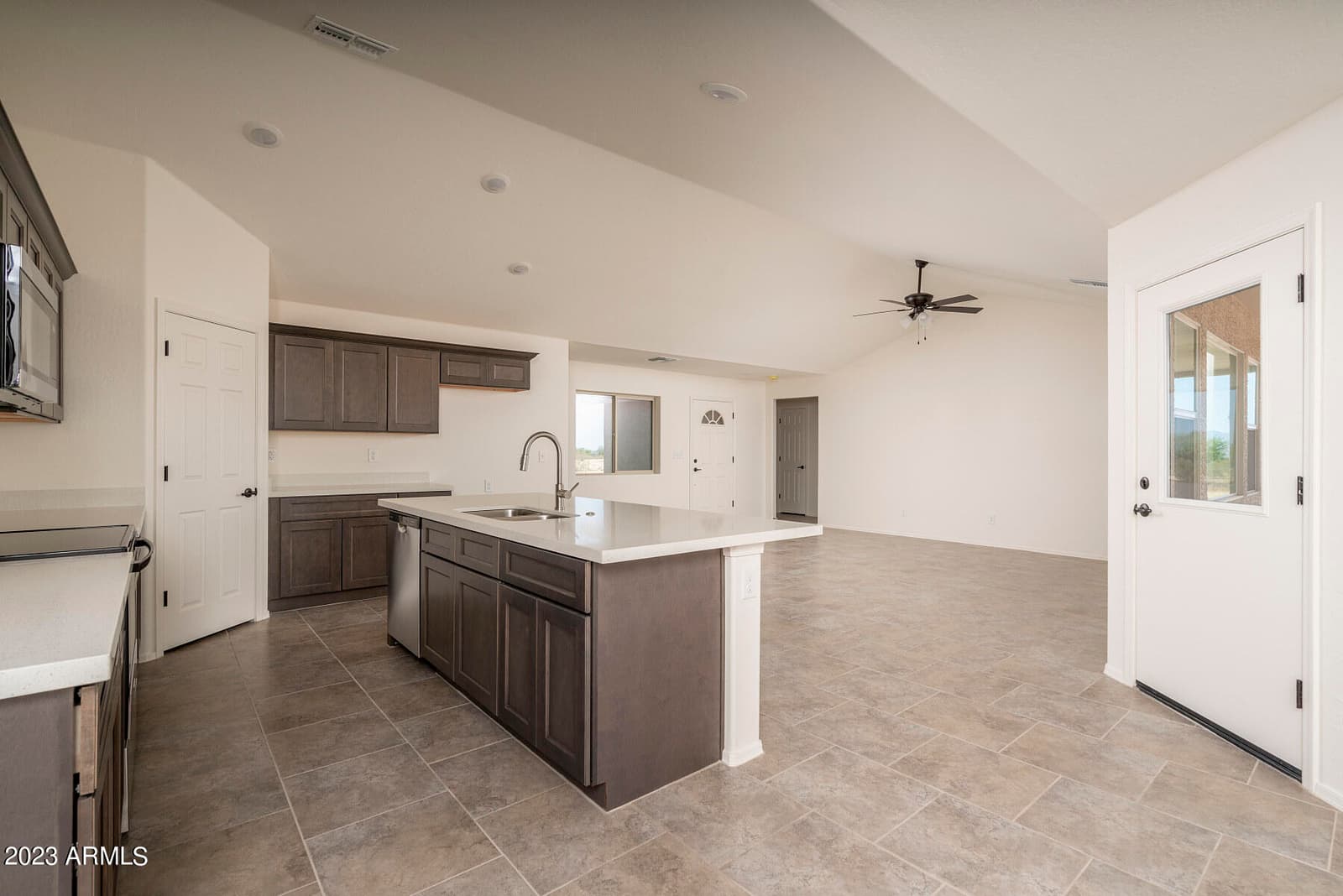 1424 S 334TH Avenue, Tonopah, AZ 85354 — photo 6 of 29