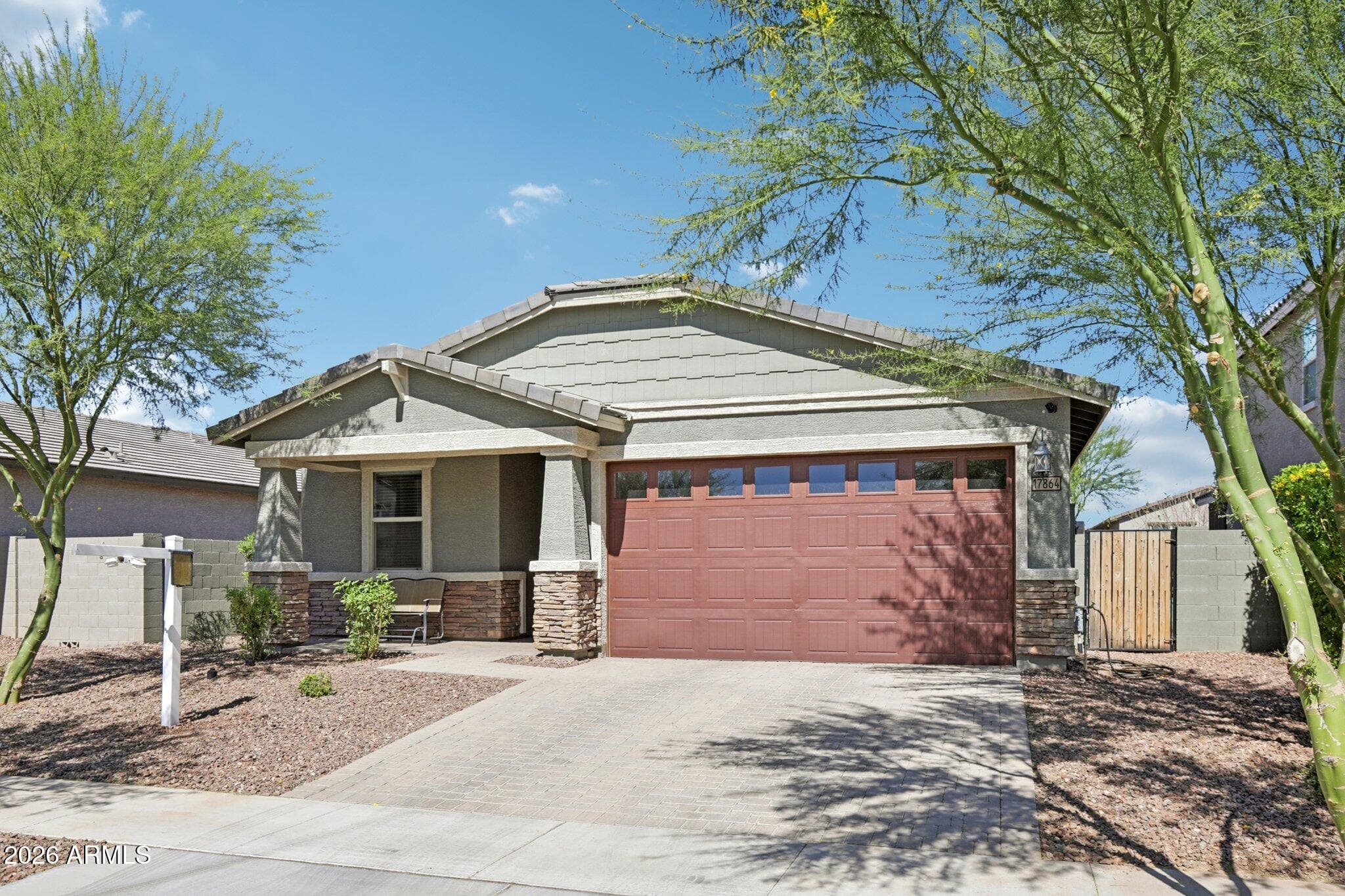 17864 W FETLOCK Trail, Surprise, AZ 85387 — photo 3 of 34