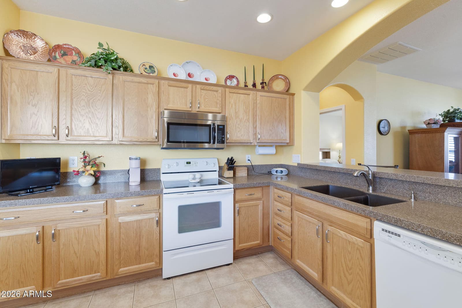 24810 S SEDONA Drive, Sun Lakes, AZ 85248 — photo 16 of 65
