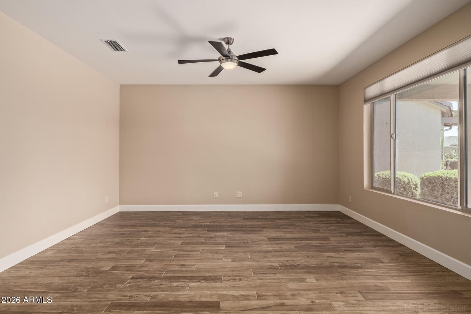 4363 W BOX CANYON Drive, Eloy, AZ 85131 — photo 6 of 44
