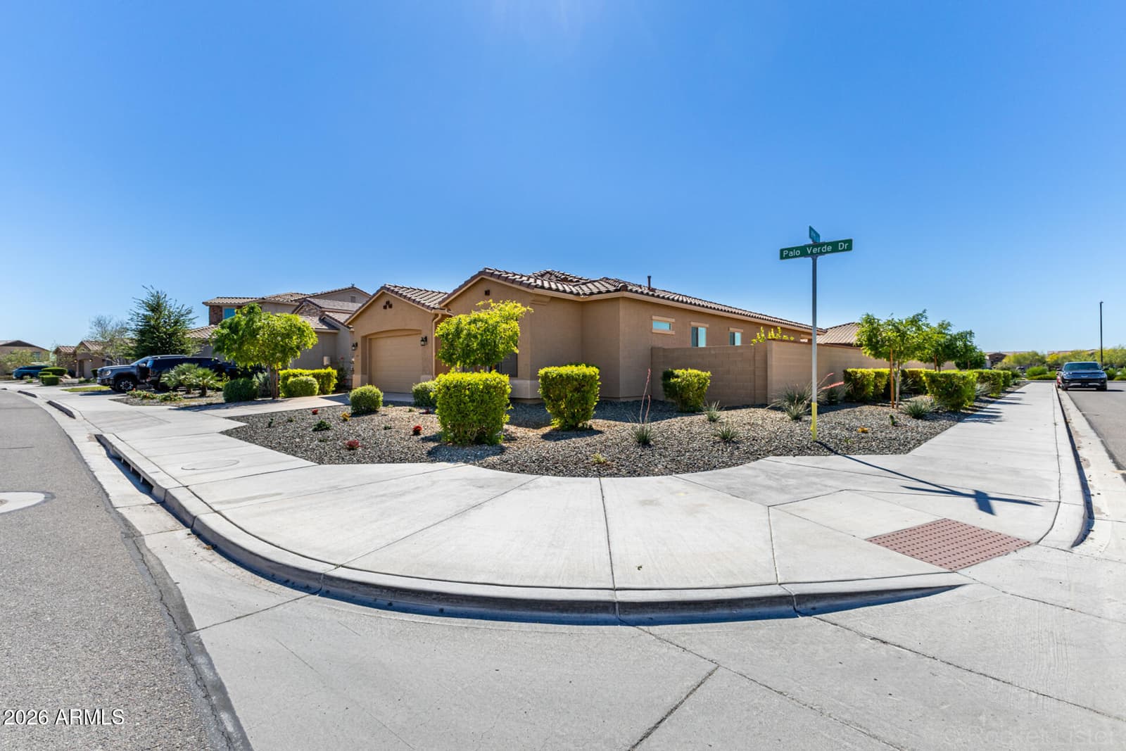 18947 W PALO VERDE Drive, Litchfield Park, AZ 85340 — photo 8 of 52