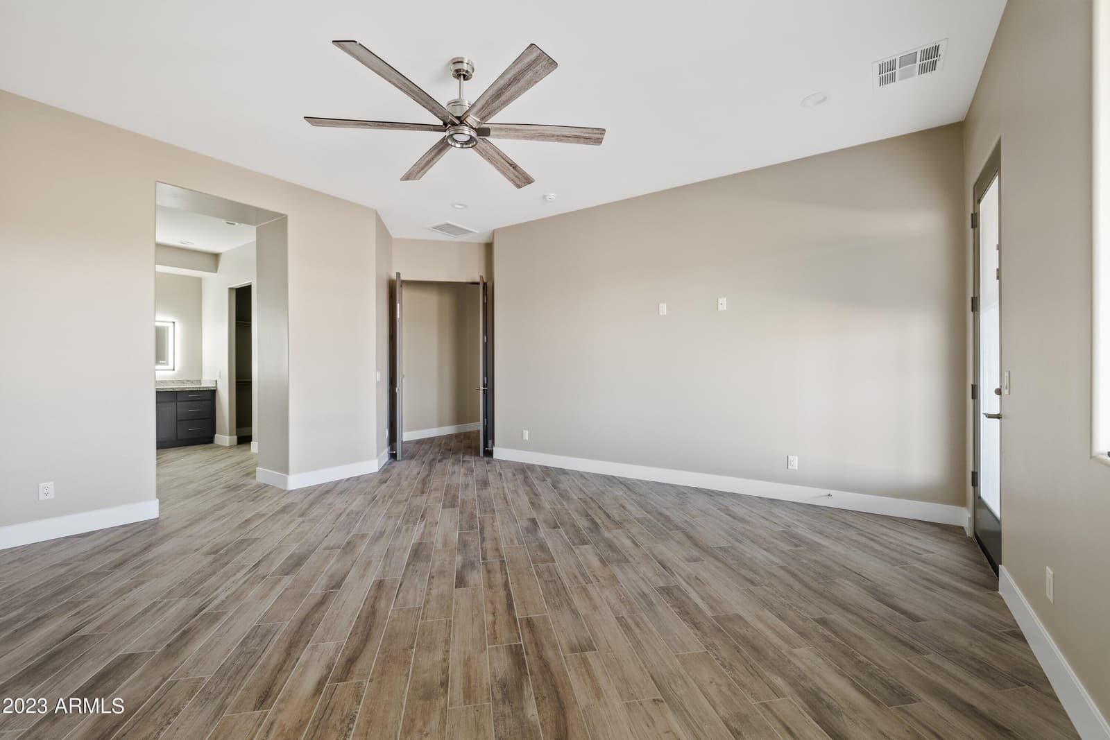 2534 W FERNWOOD Drive, Phoenix, AZ 85086 — photo 30 of 40