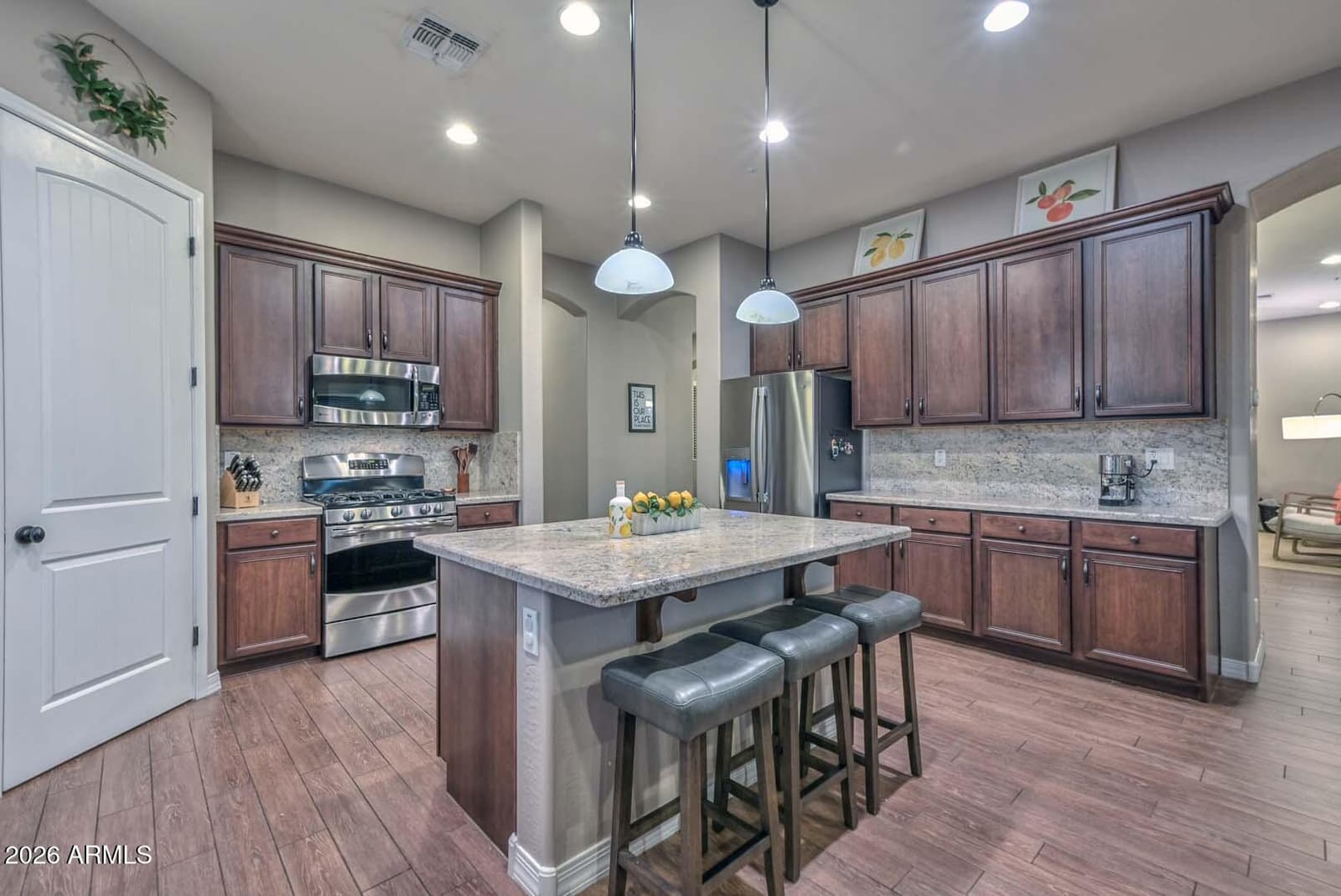 12743 W Calle De Pompas, Peoria, AZ 85383 — photo 7 of 45