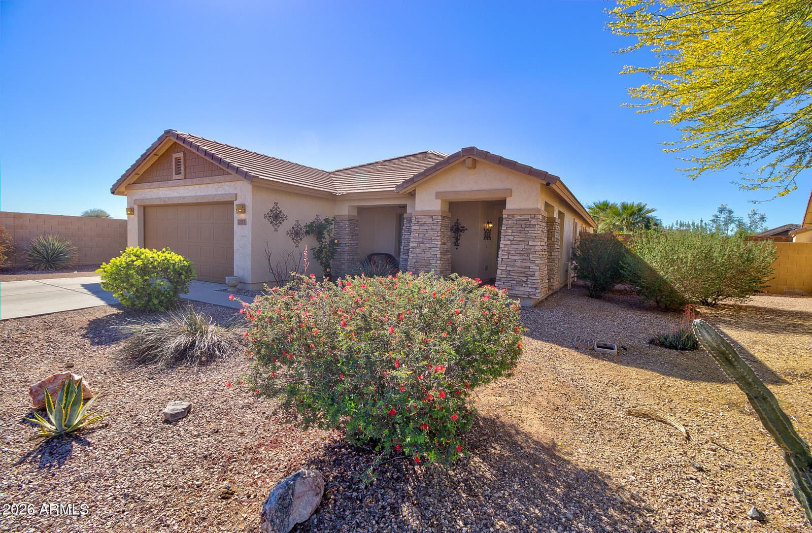 1337 E ROCIO Court, Casa Grande, AZ 85122 — photo 4 of 46