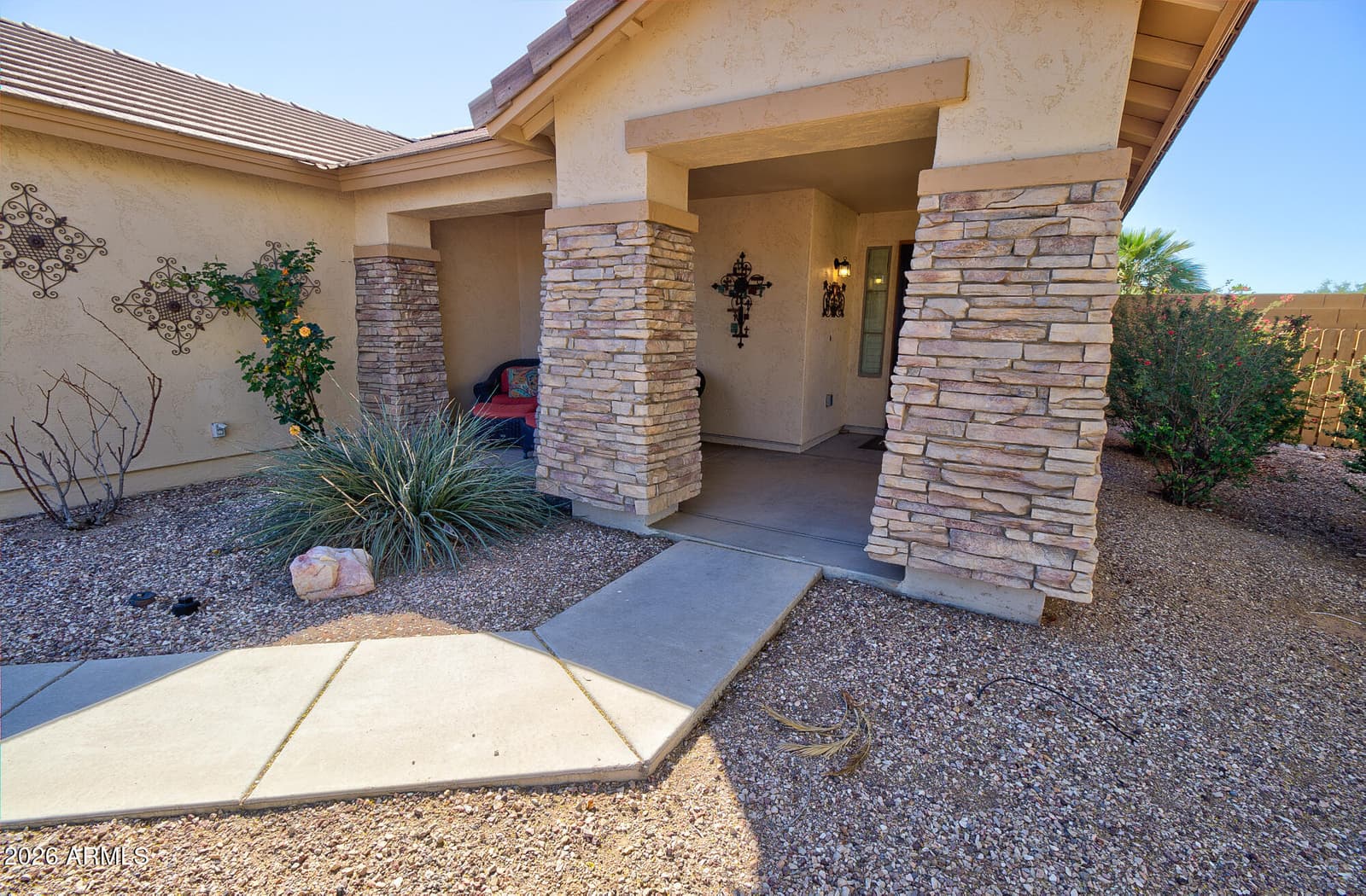 1337 E ROCIO Court, Casa Grande, AZ 85122 — photo 6 of 46