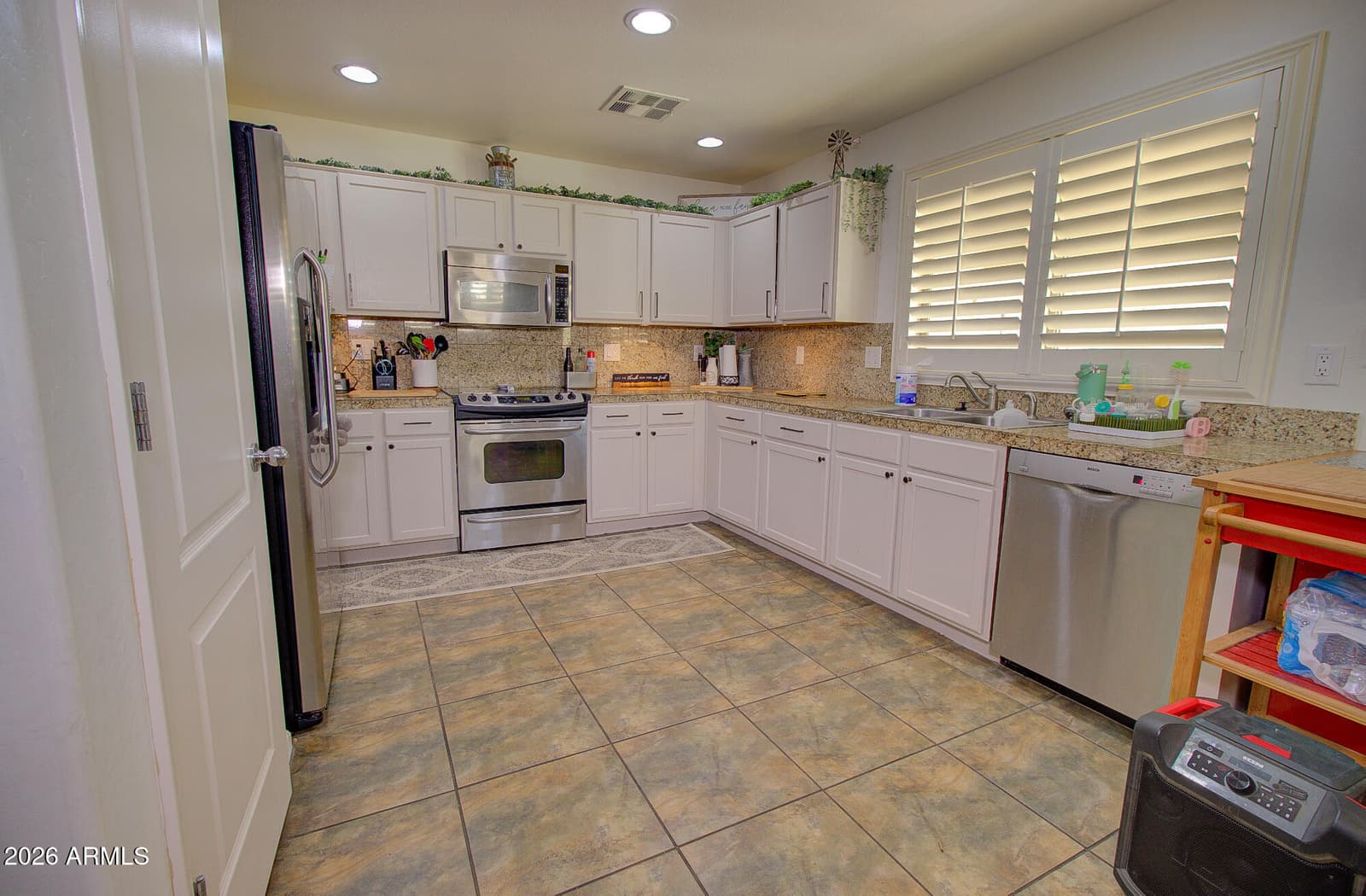 1337 E ROCIO Court, Casa Grande, AZ 85122 — photo 10 of 46