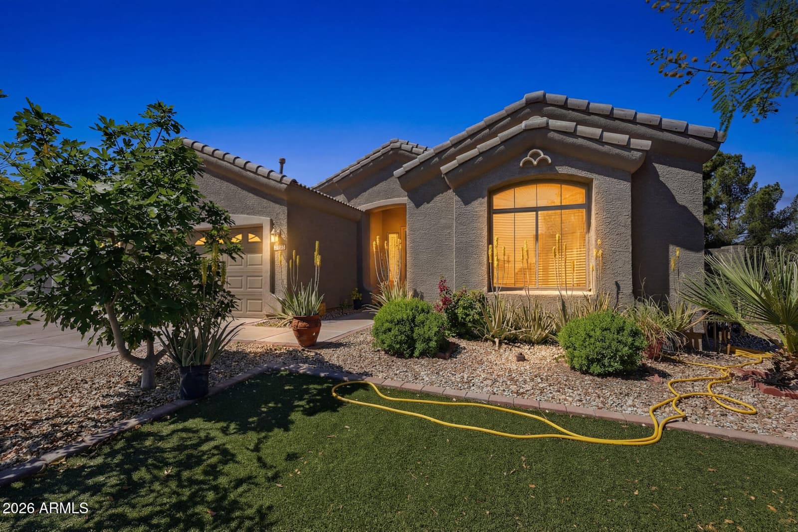 10961 W CHASE Lane, Avondale, AZ 85323 — photo 1 of 28