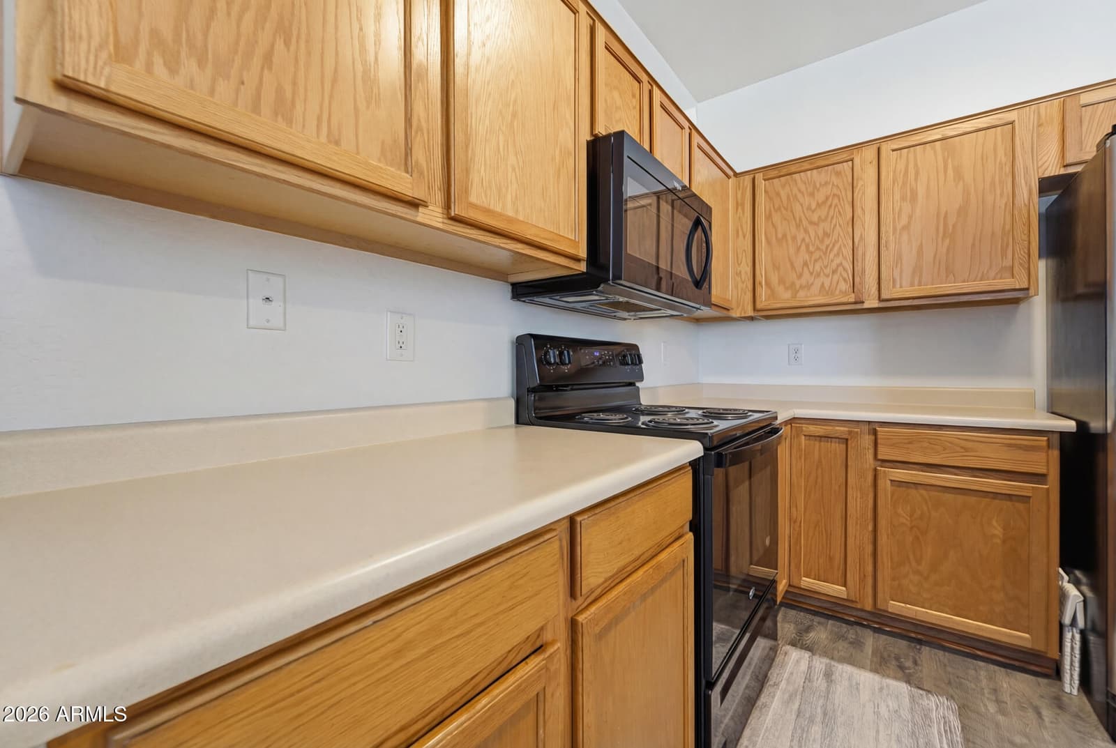 10961 W CHASE Lane, Avondale, AZ 85323 — photo 12 of 28