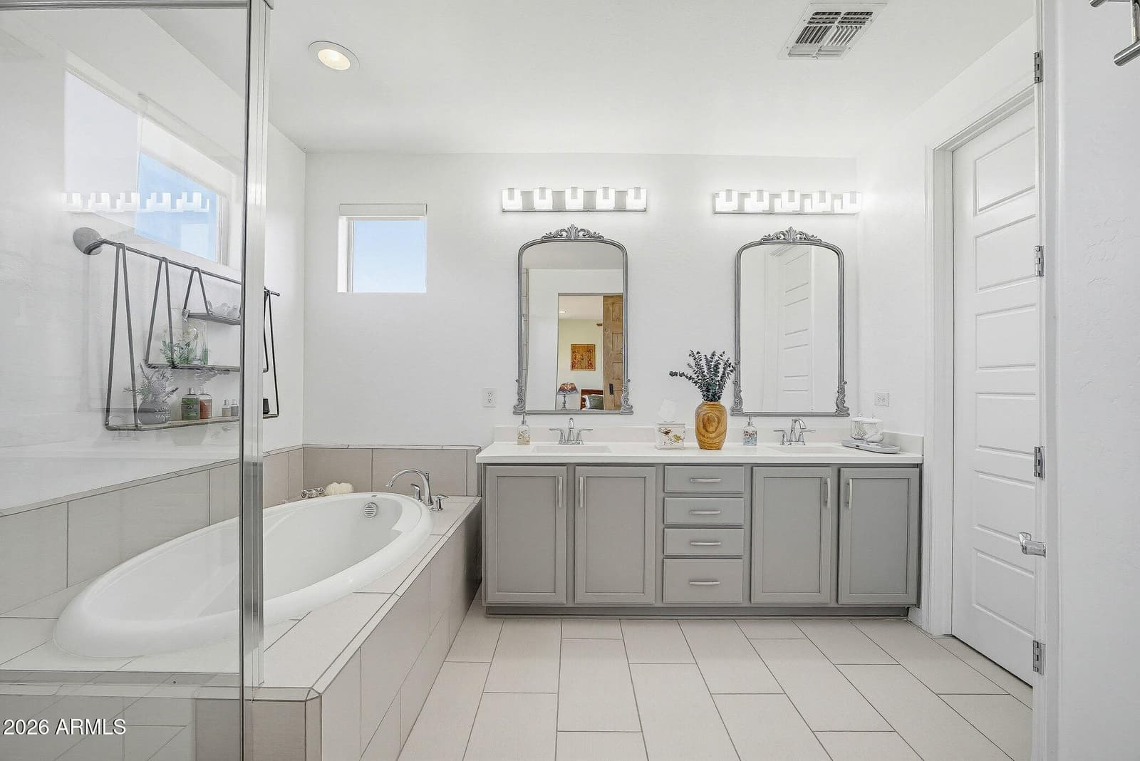 5819 S Wilson Way, Gilbert, AZ 85298 — photo 14 of 73