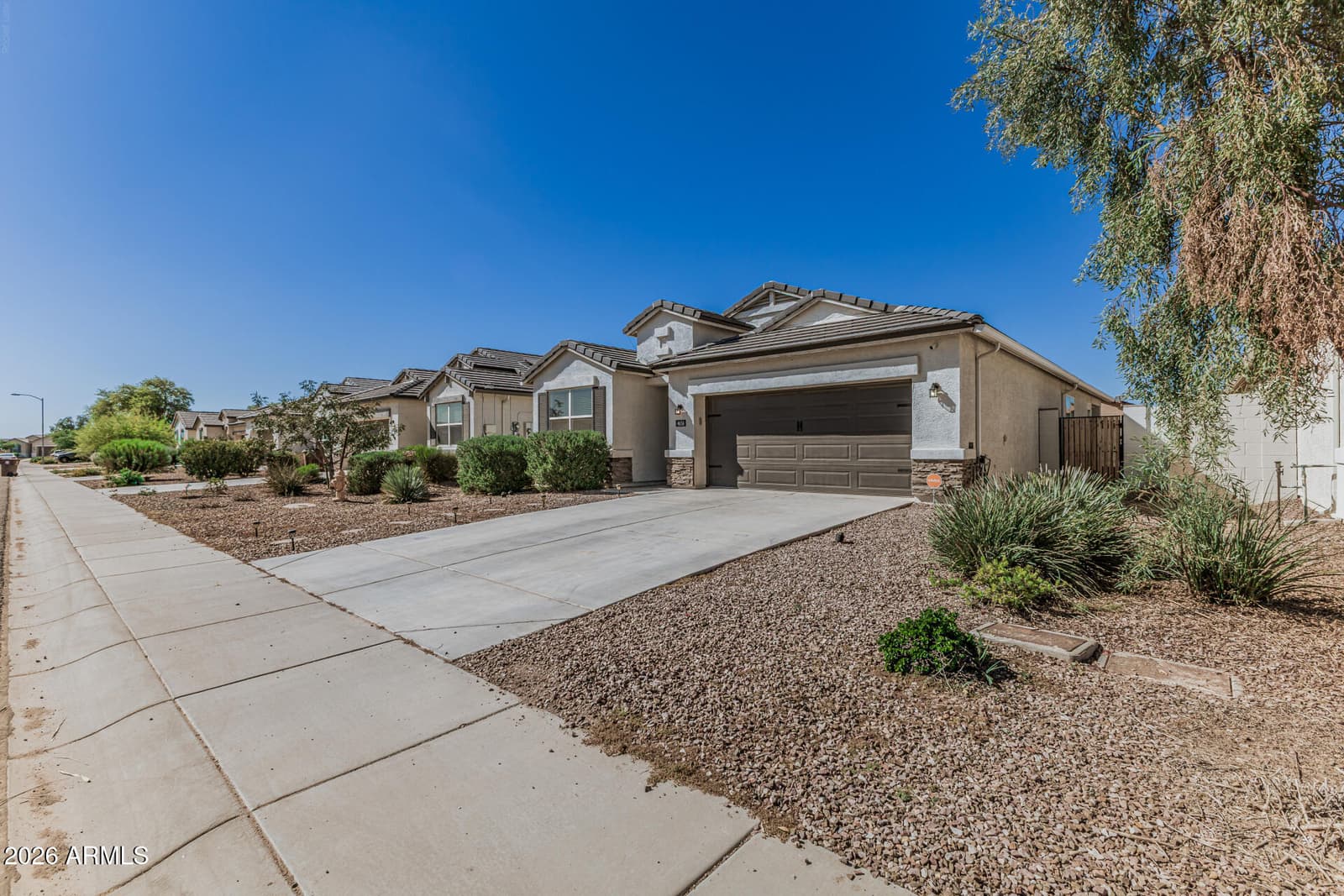 4656 W NUTMEG Avenue, Coolidge, AZ 85128 — photo 3 of 31