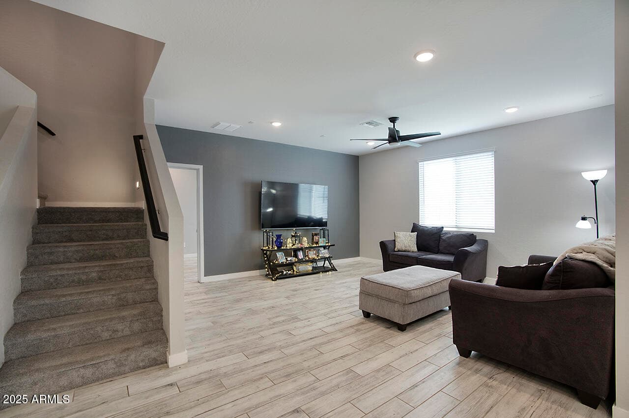 16829 W Maya Way, Surprise, AZ 85387 — photo 5 of 28