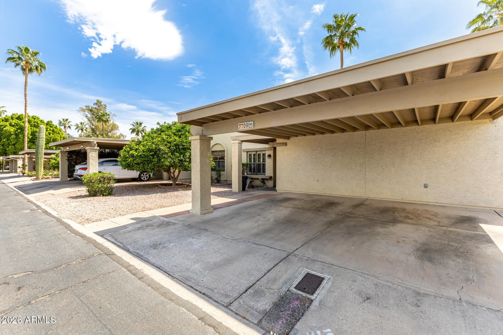 7709 E COLUMBINE Way, Mesa, AZ 85208 — photo 3 of 45