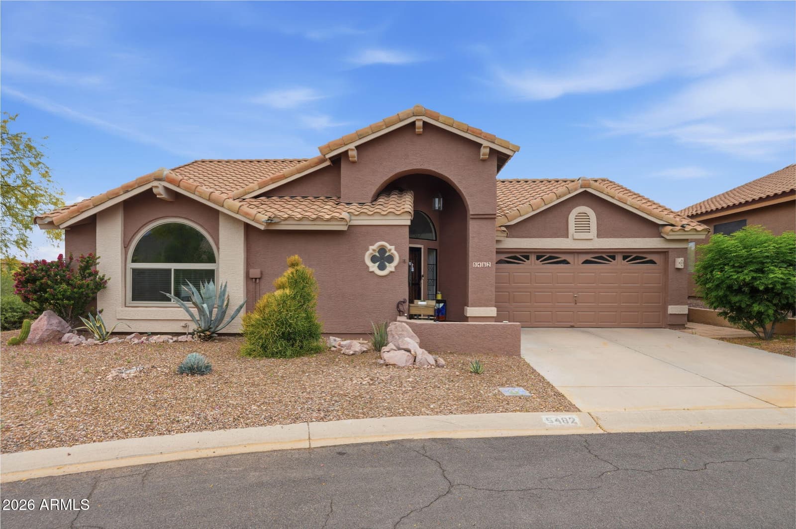 5482 S PYRITE Circle, Gold Canyon, AZ 85118 — photo 1 of 44