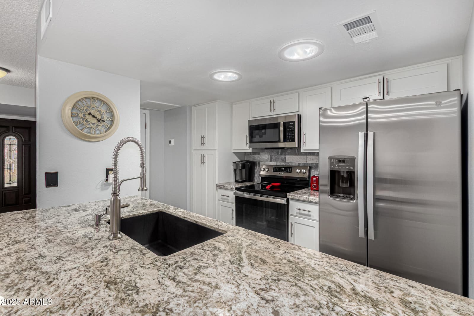 7811 E PARK VIEW Drive, Mesa, AZ 85208 — photo 11 of 42