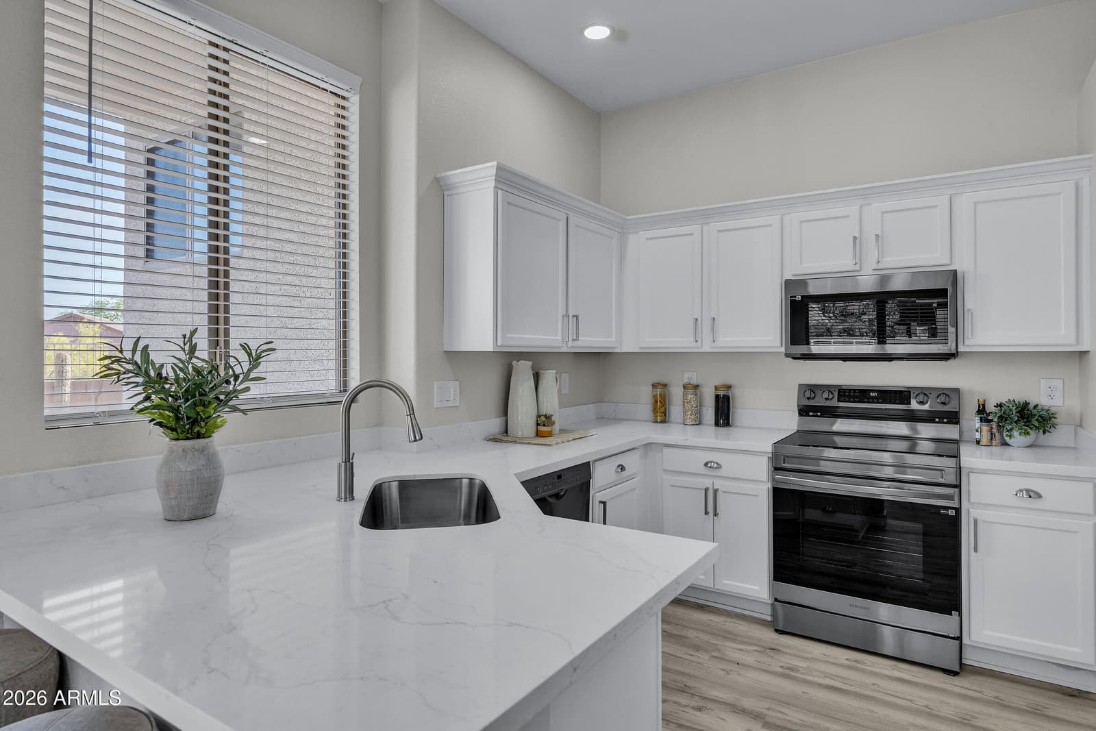 6486 S Foothills Drive, Gold Canyon, AZ 85118 — photo 12 of 29