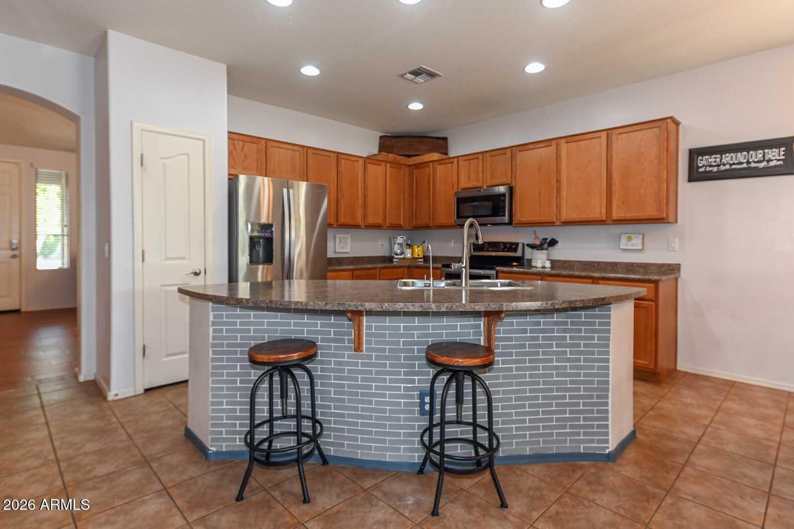 11929 W Alvarado Road, Avondale, AZ 85392 — photo 4 of 40
