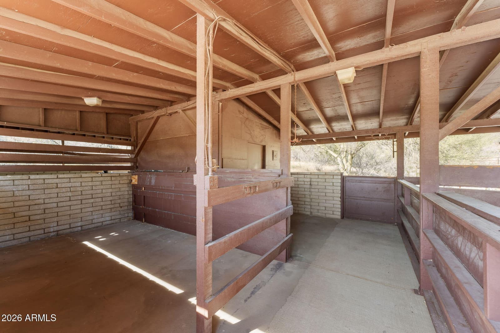 1125 N MUSTANG Trail, Wickenburg, AZ 85390 — photo 36 of 59