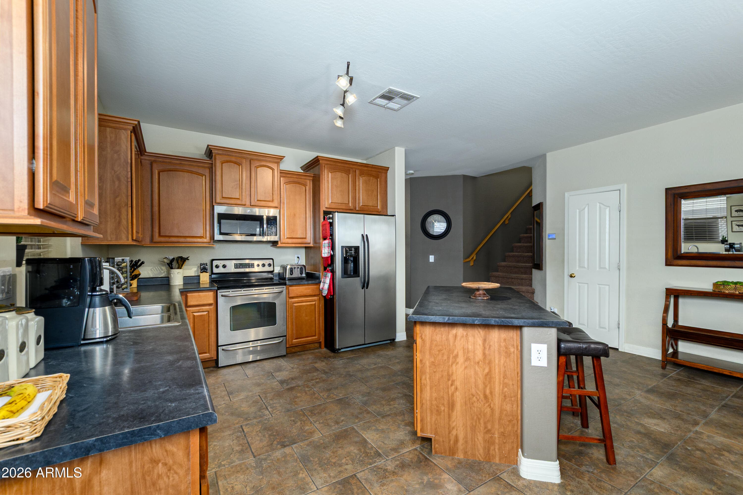 11744 W Robin Drive, Sun City, AZ 85373 — photo 11 of 42