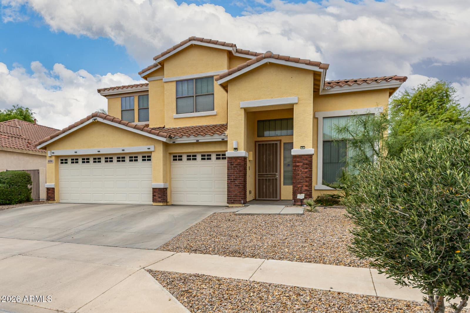 8788 W Augusta Avenue, Glendale, AZ 85305 — photo 3 of 31