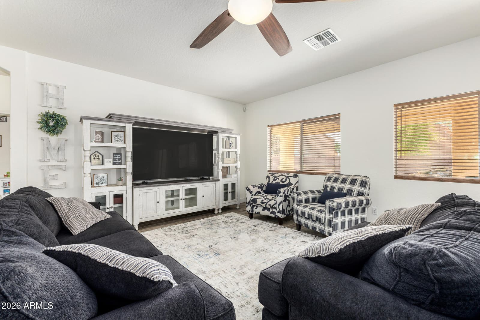 1677 E DIEGO Drive, Casa Grande, AZ 85122 — photo 12 of 47