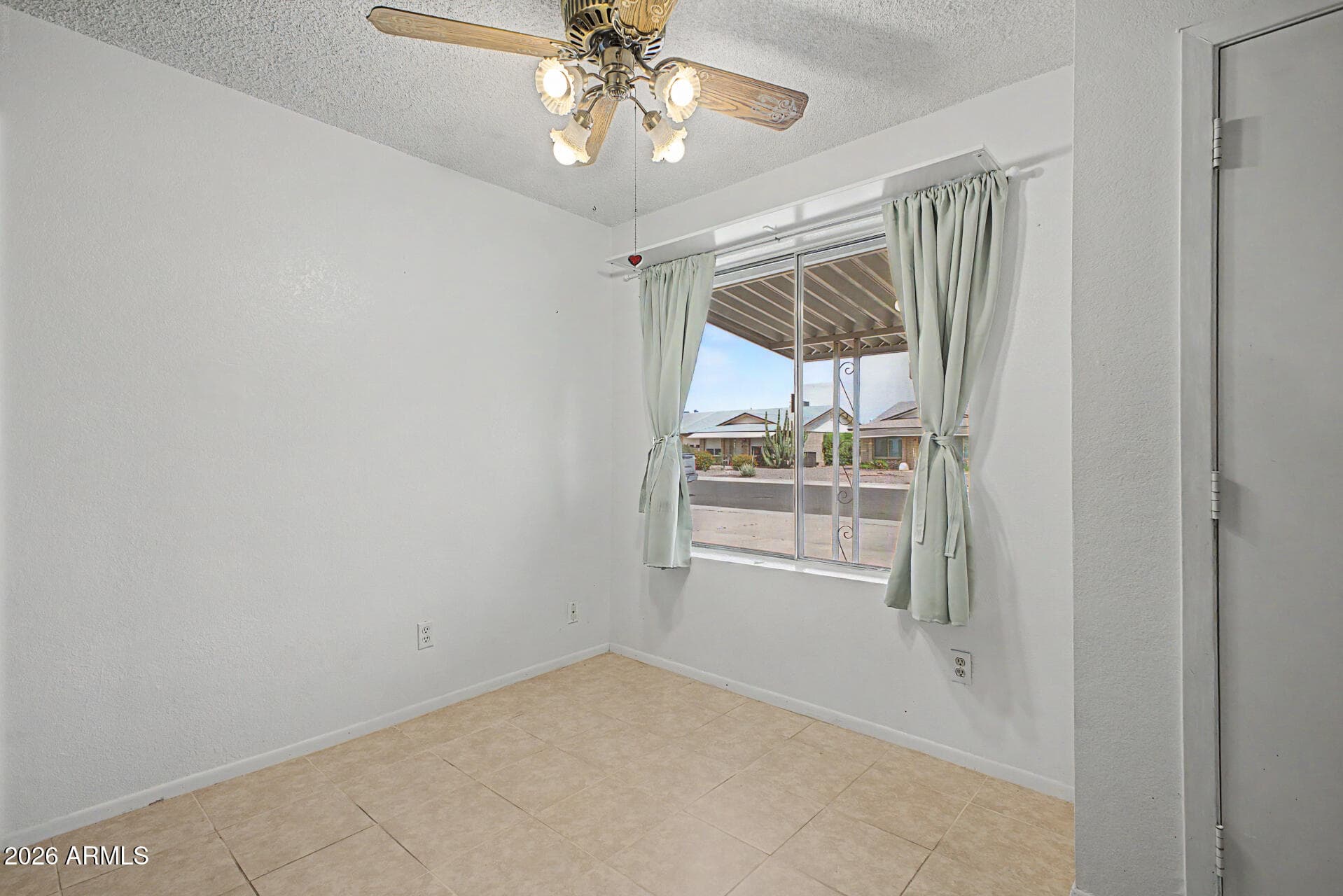 9605 W MOUNTAIN VIEW Road B, Peoria, AZ 85345 — photo 8 of 40
