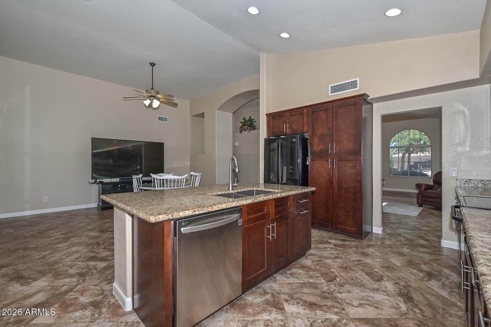 7444 W FOOTHILL Drive, Glendale, AZ 85310 — photo 17 of 46