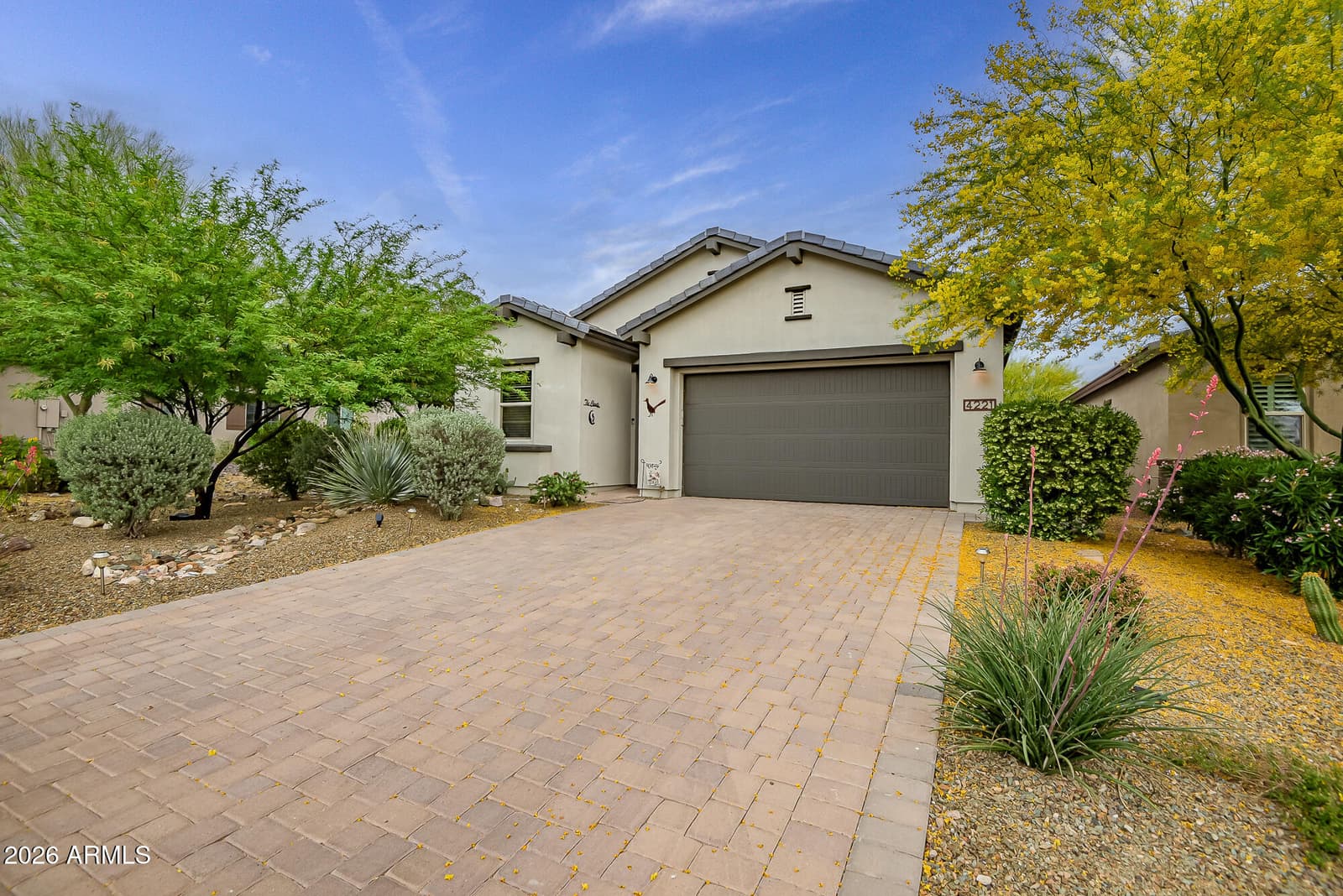 4221 Sawbuck Way, Wickenburg, AZ 85390 — photo 3 of 61