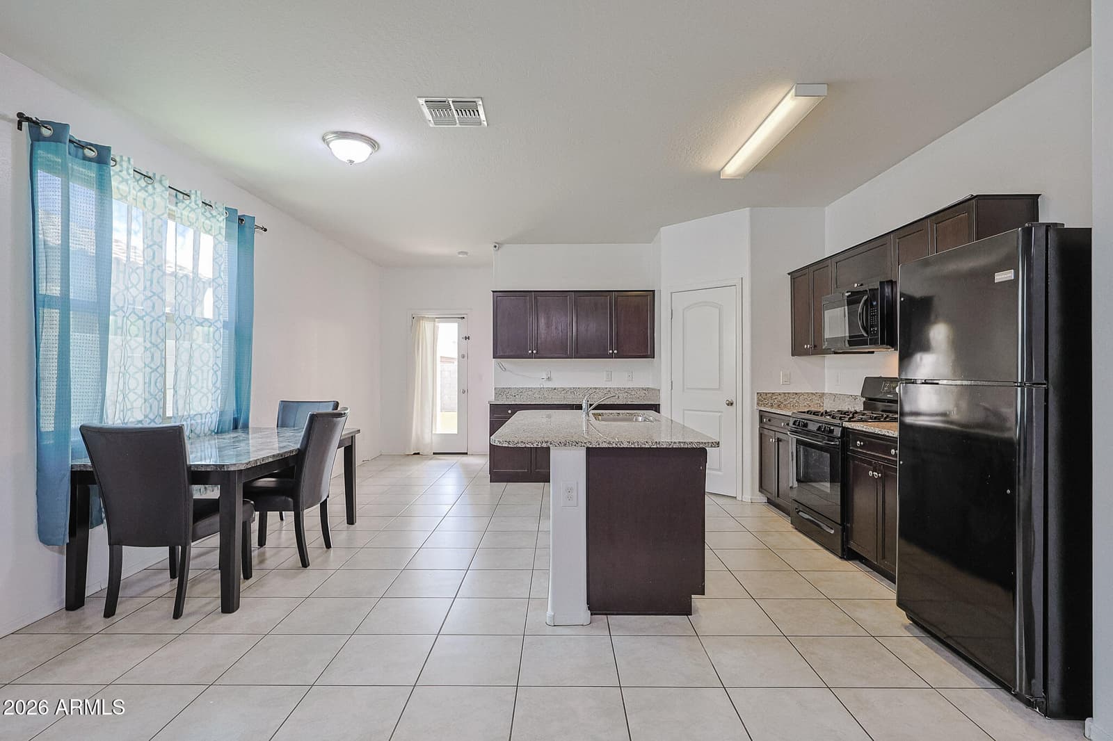 29933 W Whitton Avenue, Buckeye, AZ 85396 — photo 25 of 38