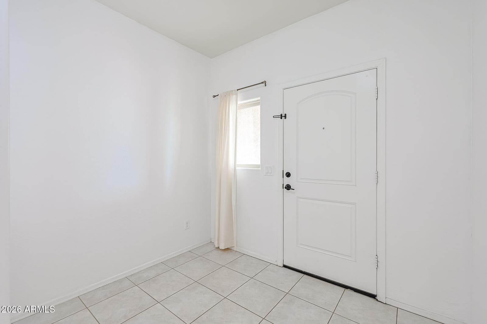 29933 W Whitton Avenue, Buckeye, AZ 85396 — photo 8 of 38