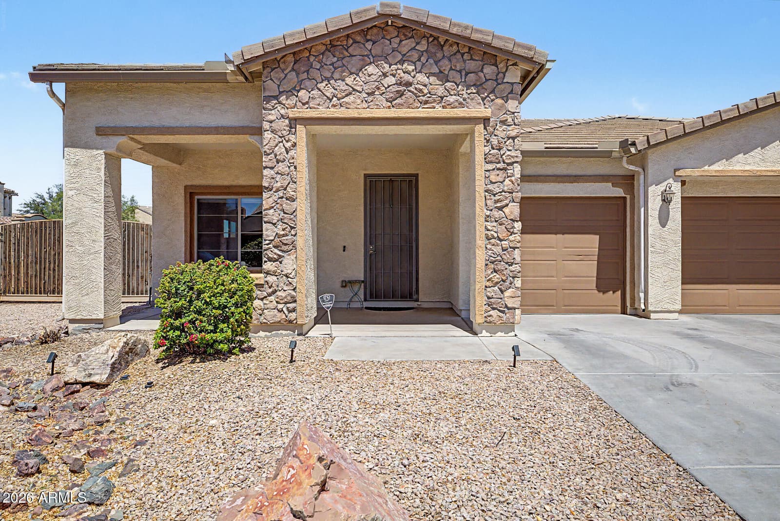 5318 W BEAUTIFUL Lane, Laveen, AZ 85339 — photo 5 of 33