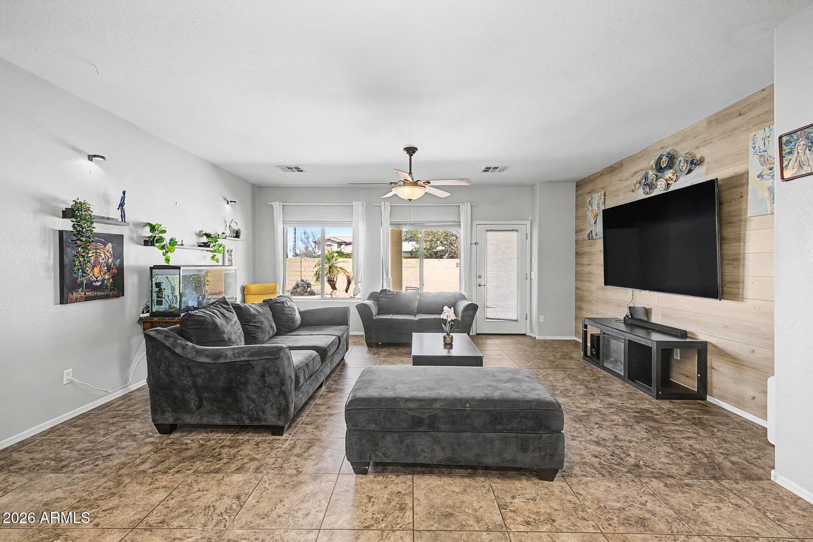 5318 W BEAUTIFUL Lane, Laveen, AZ 85339 — photo 8 of 33