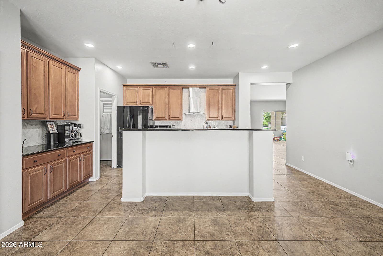 5318 W BEAUTIFUL Lane, Laveen, AZ 85339 — photo 13 of 33