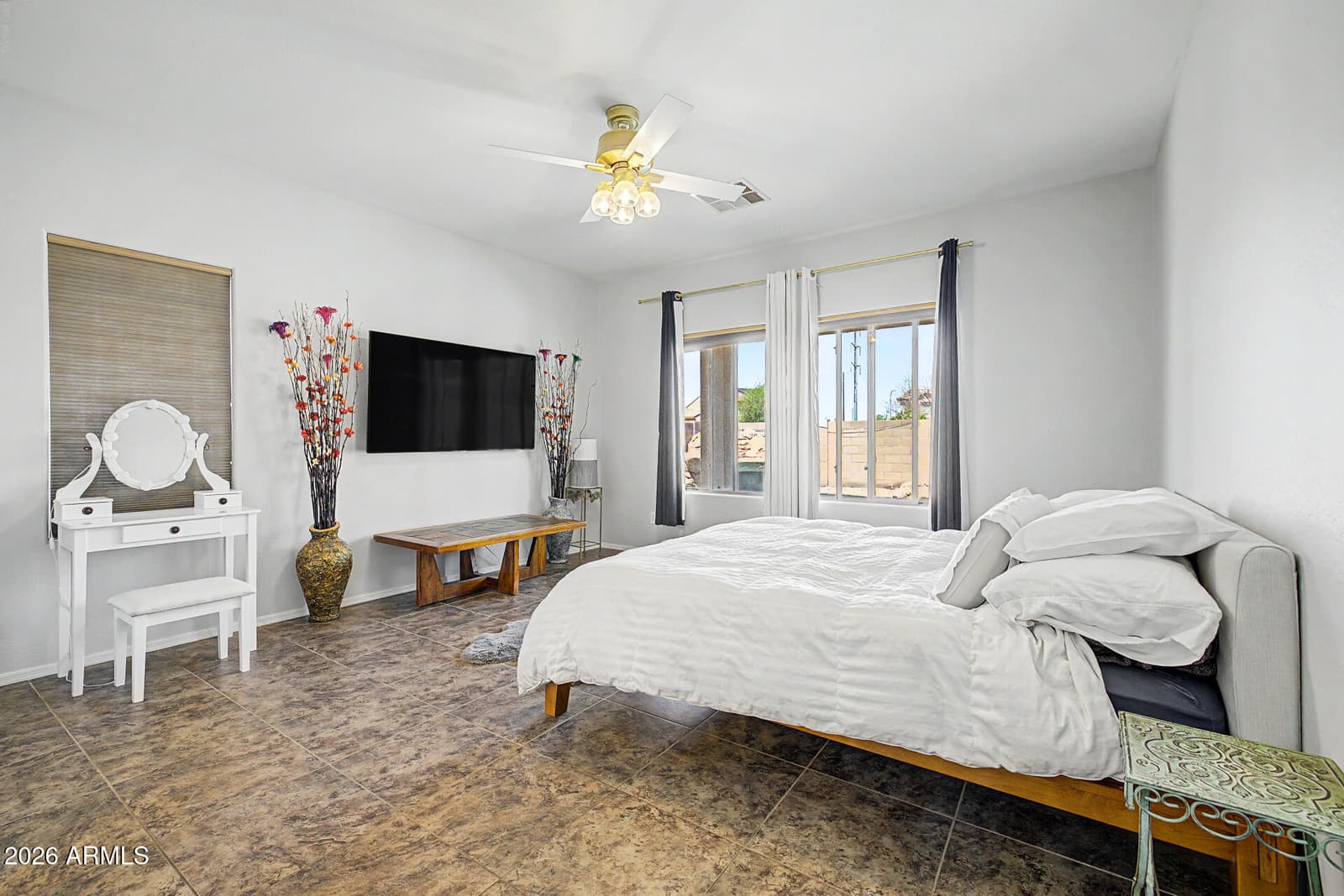 5318 W BEAUTIFUL Lane, Laveen, AZ 85339 — photo 16 of 33