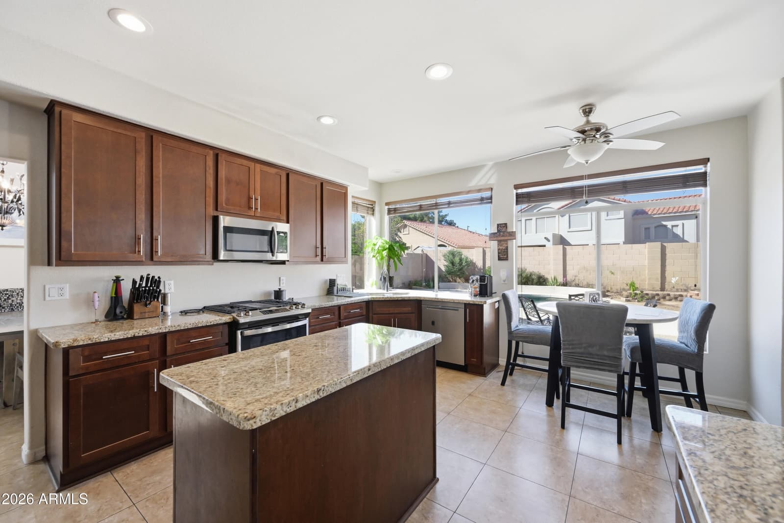 5960 W Lone Cactus Drive, Glendale, AZ 85308 — photo 10 of 34