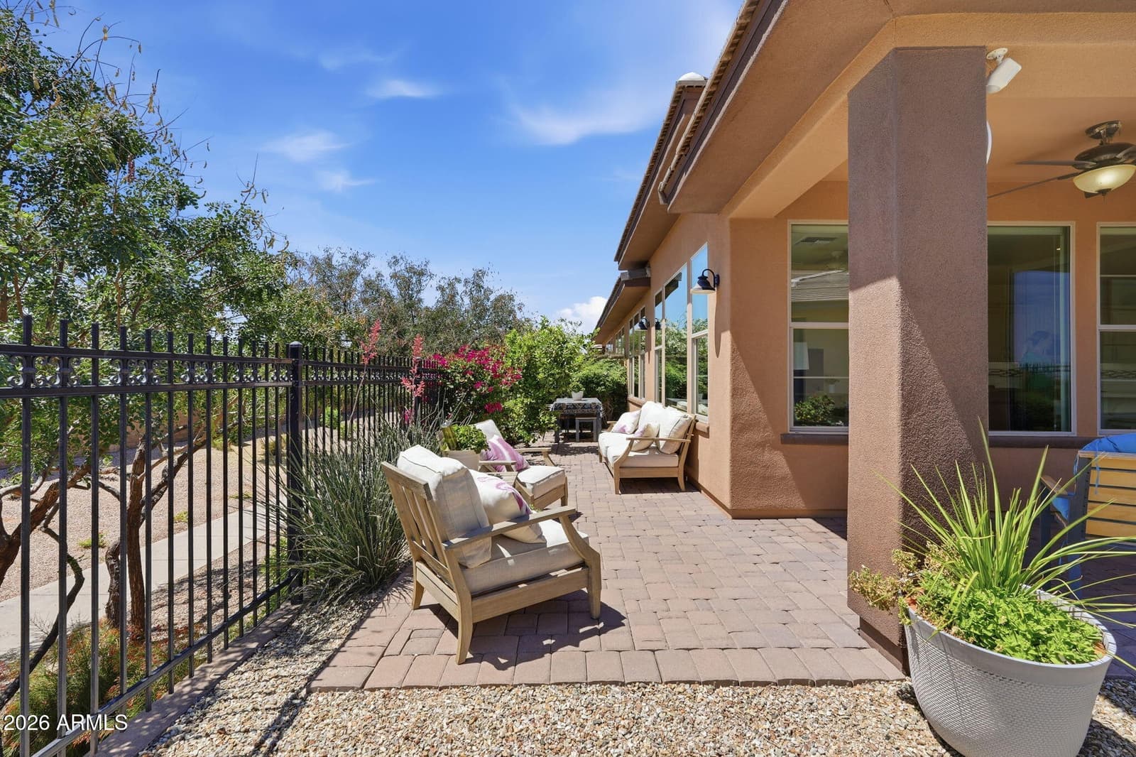 905 E COBBLE STONE Drive, Queen Creek, AZ 85140 — photo 5 of 61