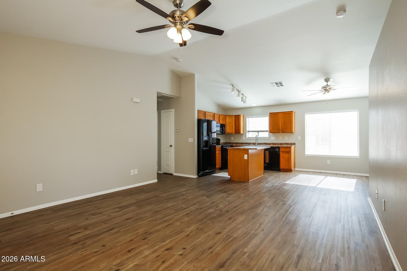11017 W WILSHIRE Drive, Avondale, AZ 85392 — photo 5 of 24
