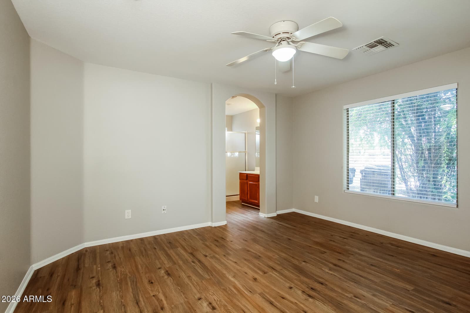 11017 W WILSHIRE Drive, Avondale, AZ 85392 — photo 10 of 24