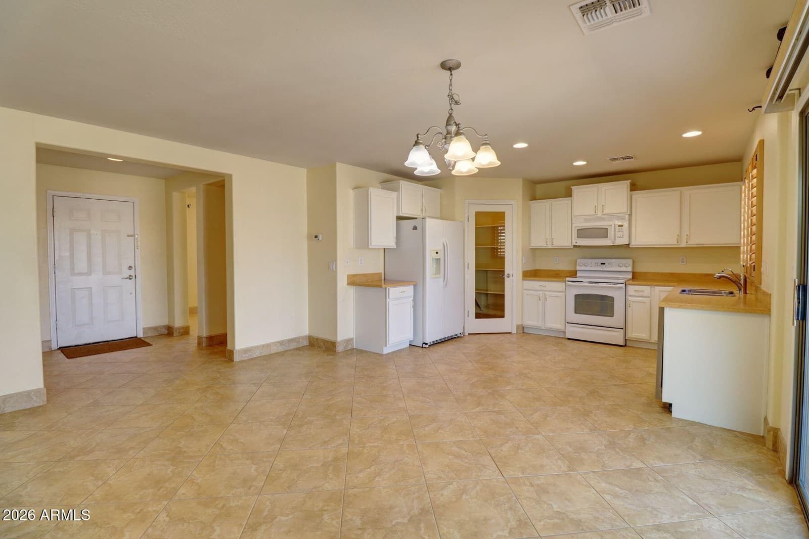 4602 W Cinnamon Avenue, Coolidge, AZ 85128 — photo 4 of 34