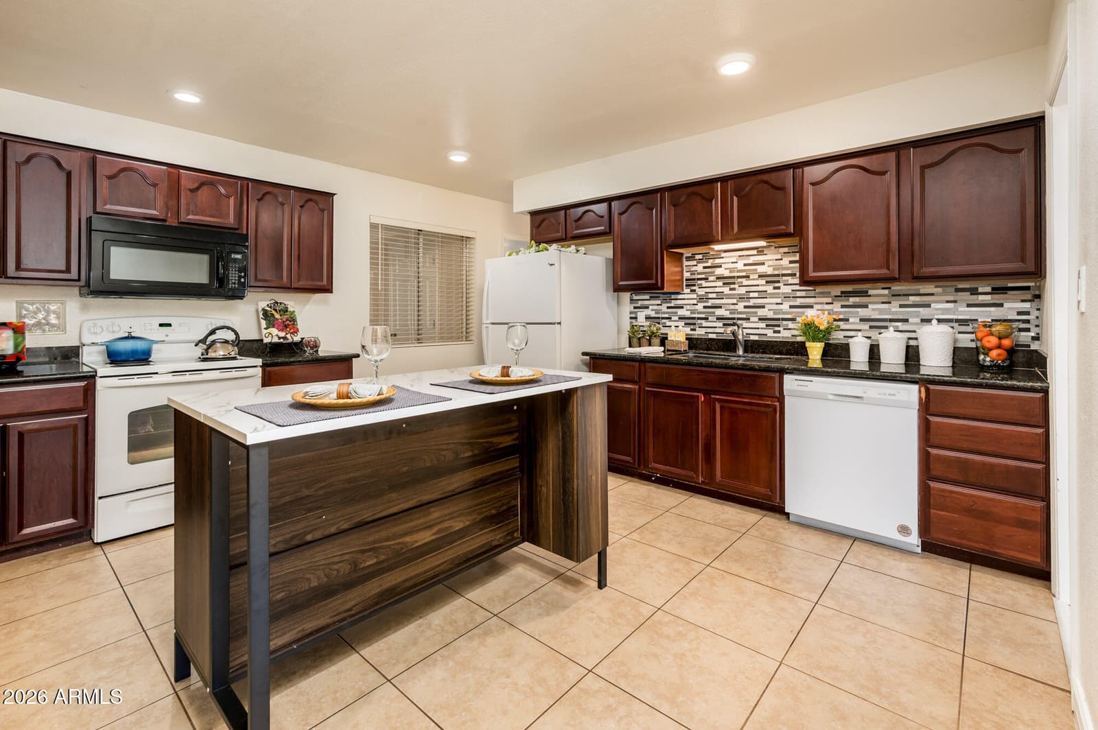 8407 E Crestwood Way, Scottsdale, AZ 85250 — photo 14 of 46