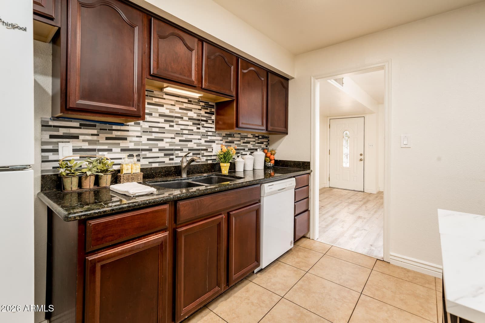 8407 E Crestwood Way, Scottsdale, AZ 85250 — photo 15 of 46