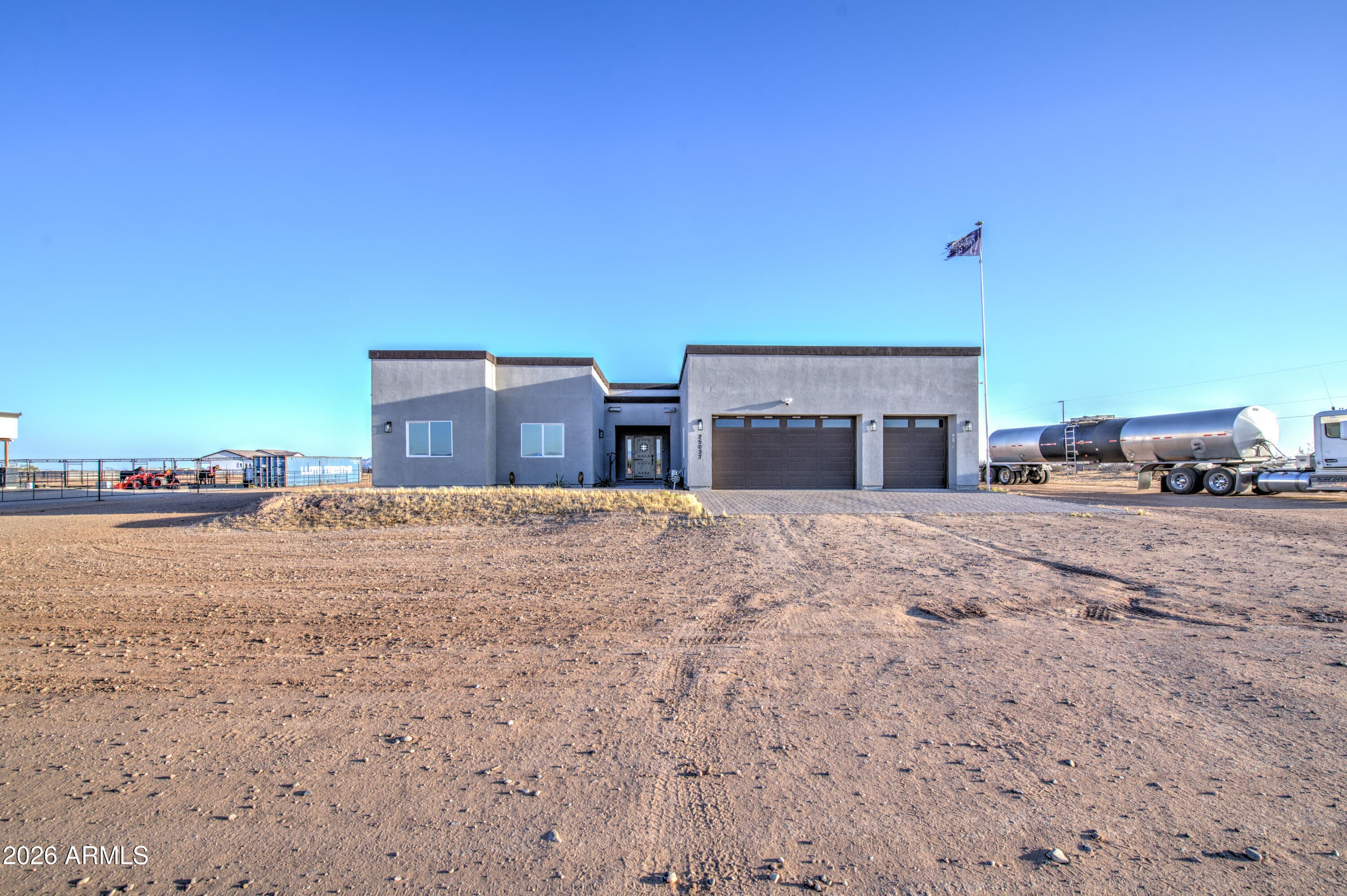 25037 W CHAPAROSA Way, Wittmann, AZ 85361 — photo 9 of 48