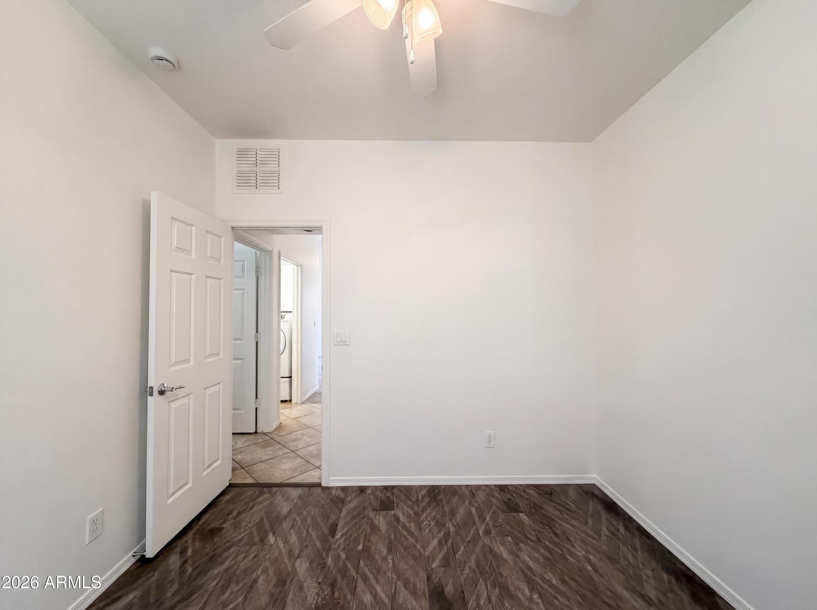 38034 N HUDSON Trail, Anthem, AZ 85086 — photo 11 of 26