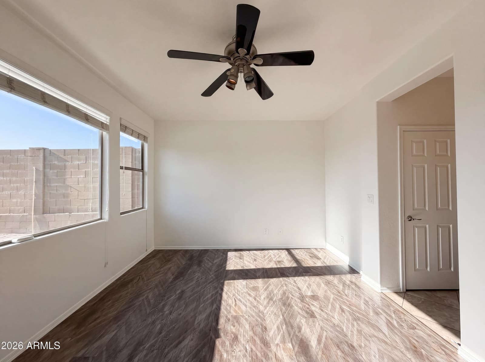 38034 N HUDSON Trail, Anthem, AZ 85086 — photo 12 of 26